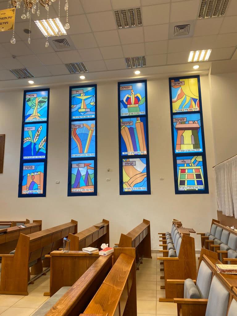חלונות ויטראז׳ שנים-עשר השבטים